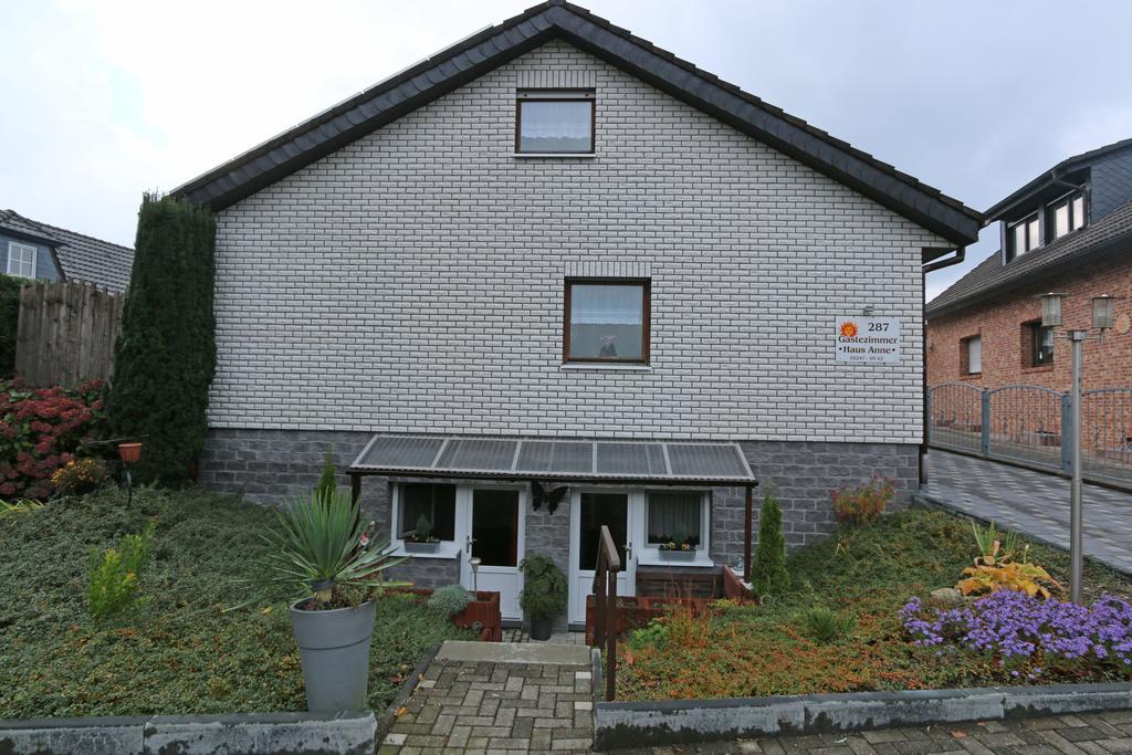 Haus Anne Hotel Neunkirchen  Eksteriør billede