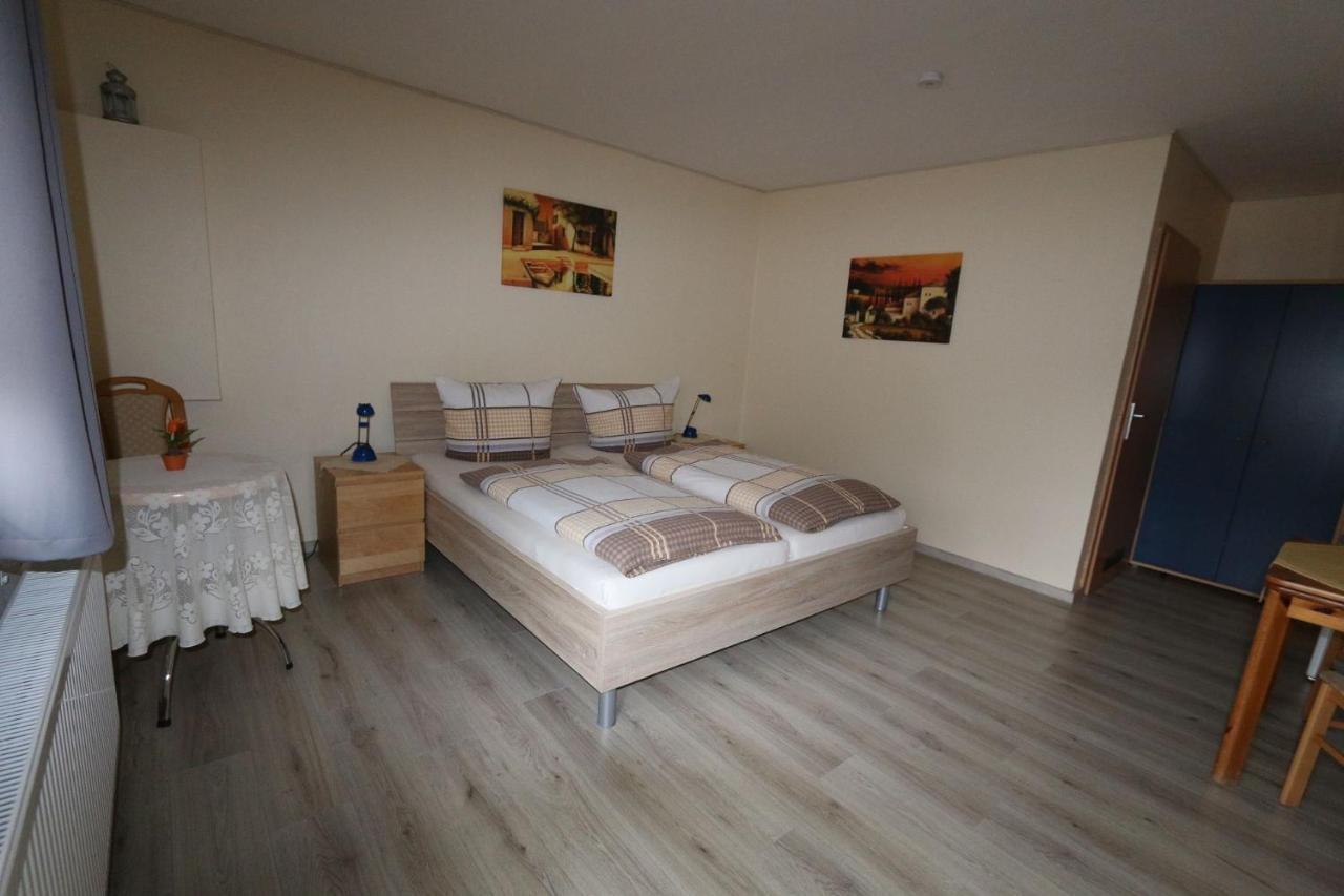 Haus Anne Hotel Neunkirchen  Eksteriør billede